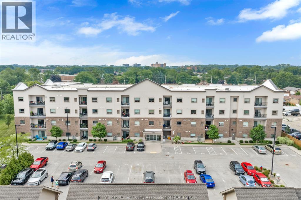 Property for sale at 8475 WYANDOTTE STREET East Unit# 402