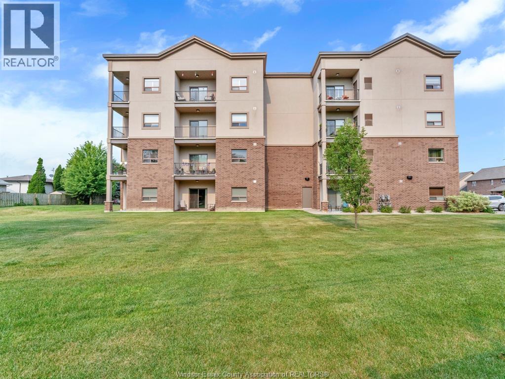 #402 8475 WYANDOTTE STREET East - Image 12
