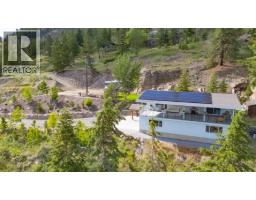 Full bathroom - 6210 33 Highway E, Kelowna, BC V1P1H8 Photo 7