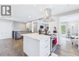 6210 33 Highway E, Kelowna, BC V1P1H8 Photo 13