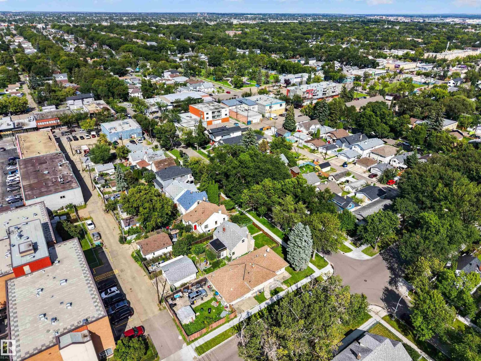 9402 117 Avenue NW - 12