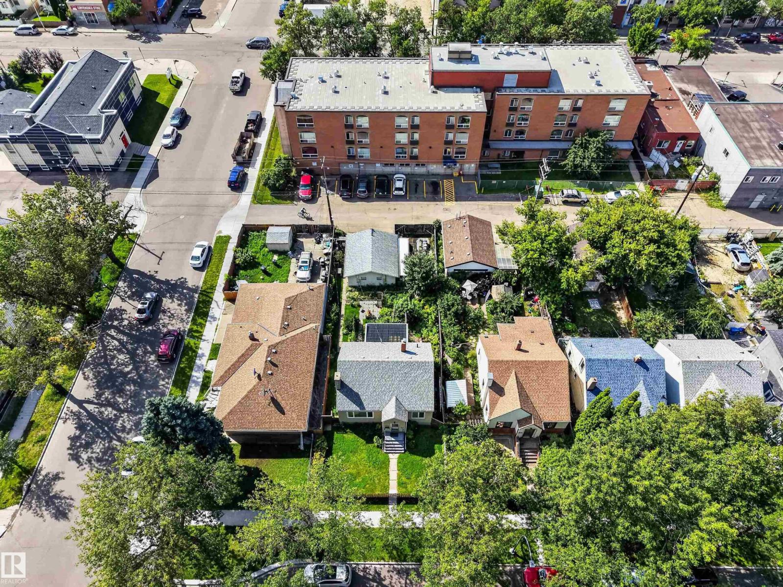 9402 117 Avenue NW - Image 22