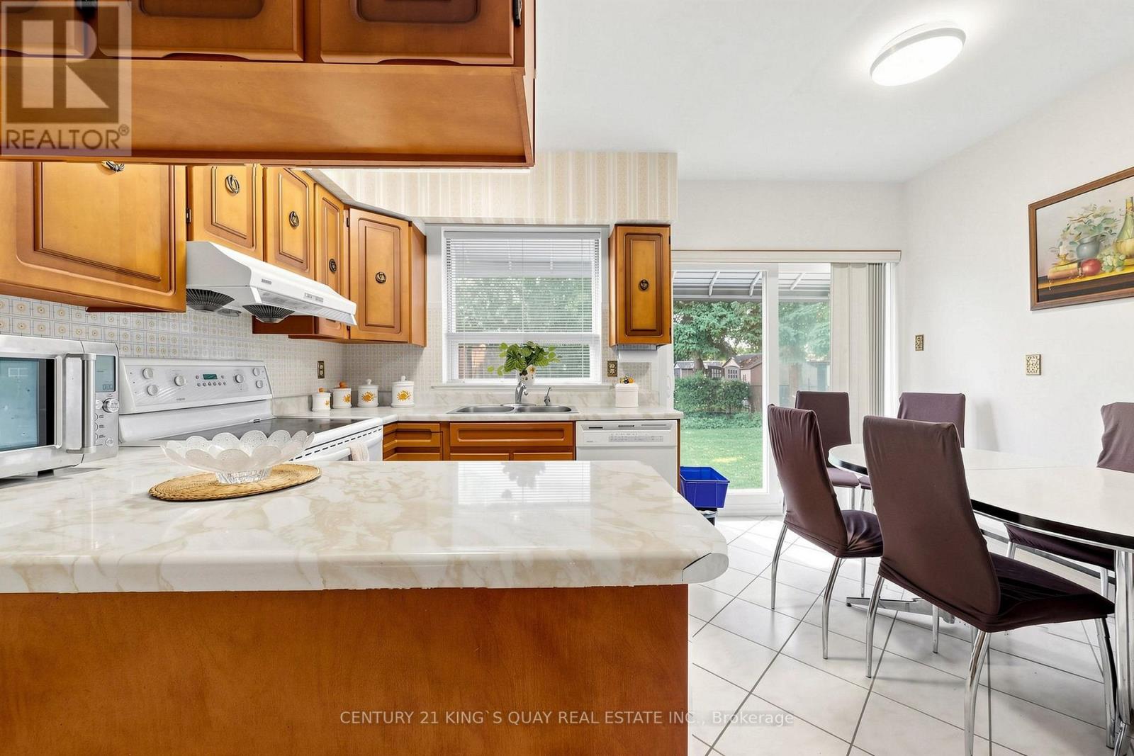 35 COXWELL AVENUE - 13