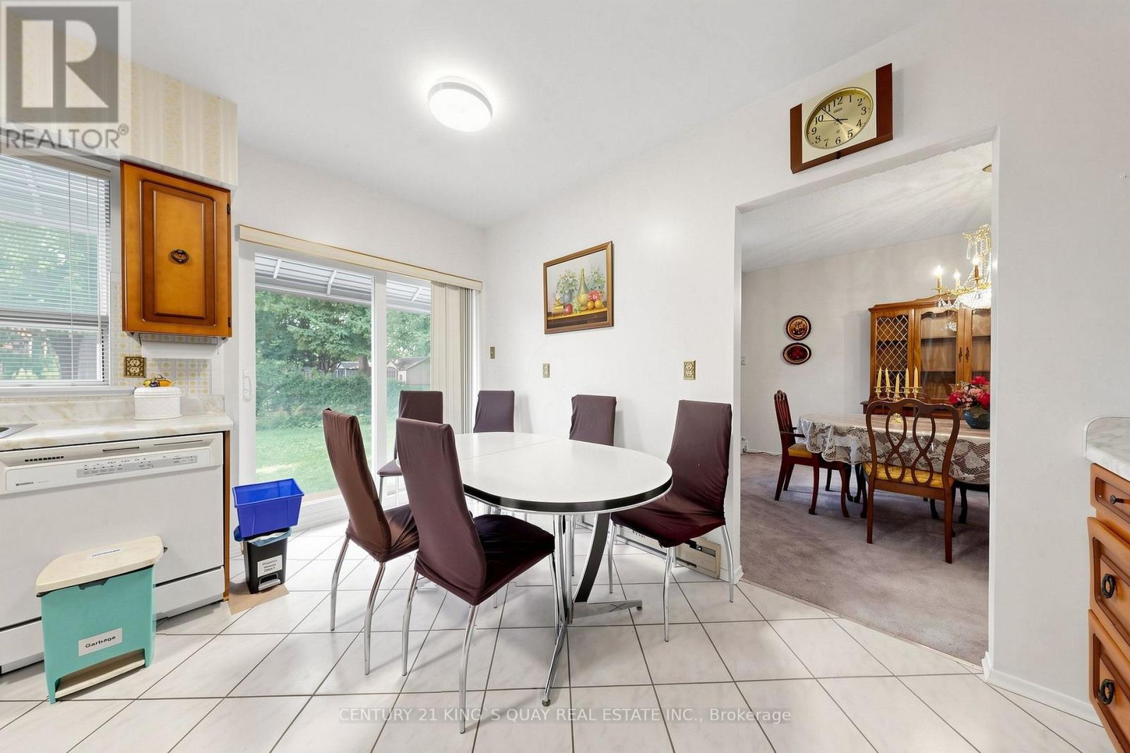 35 COXWELL AVENUE - 10