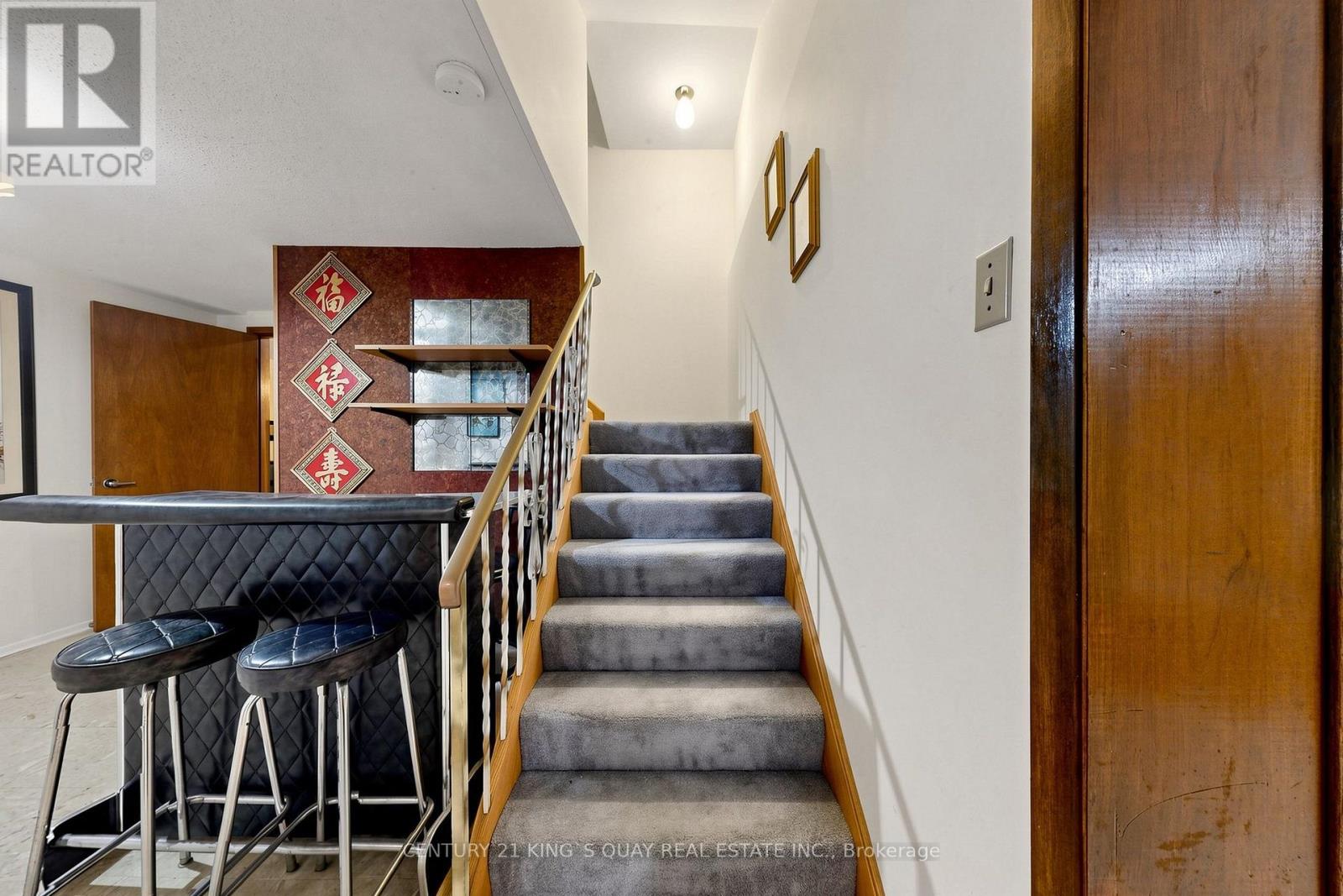 35 COXWELL AVENUE - Image 33