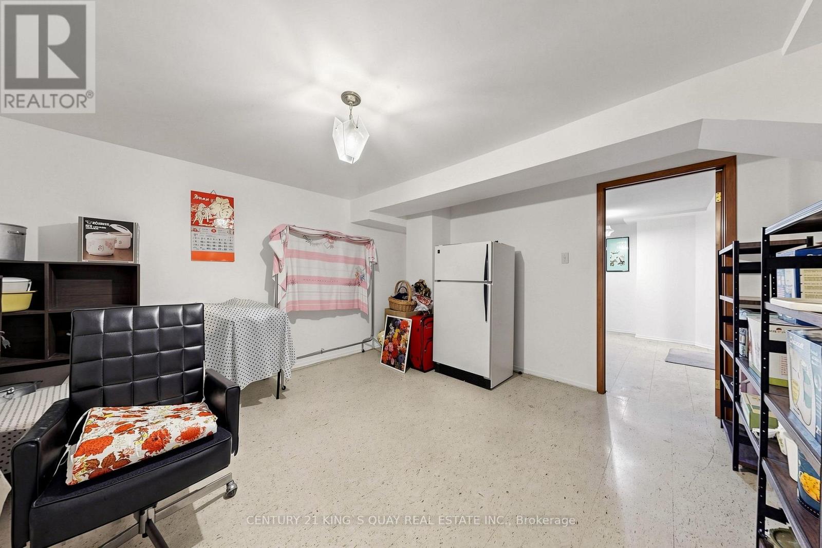 35 COXWELL AVENUE - 40