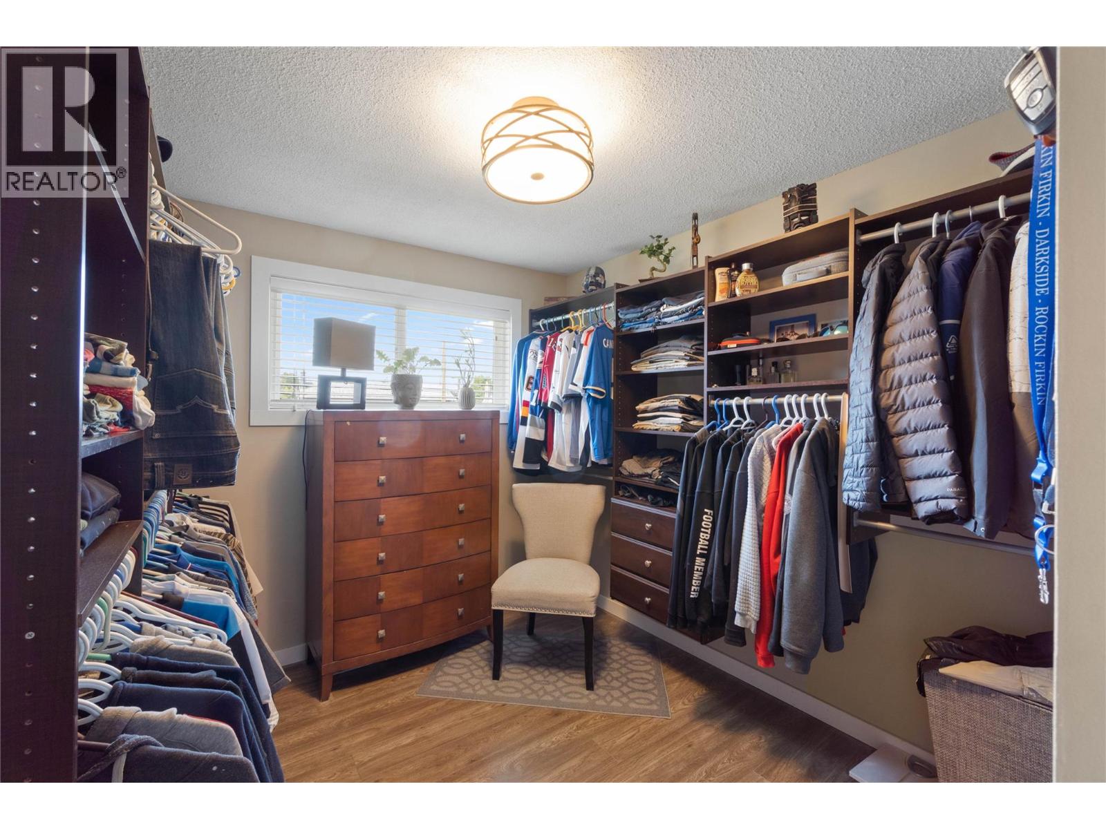 667 Cambridge Crescent - Image 15