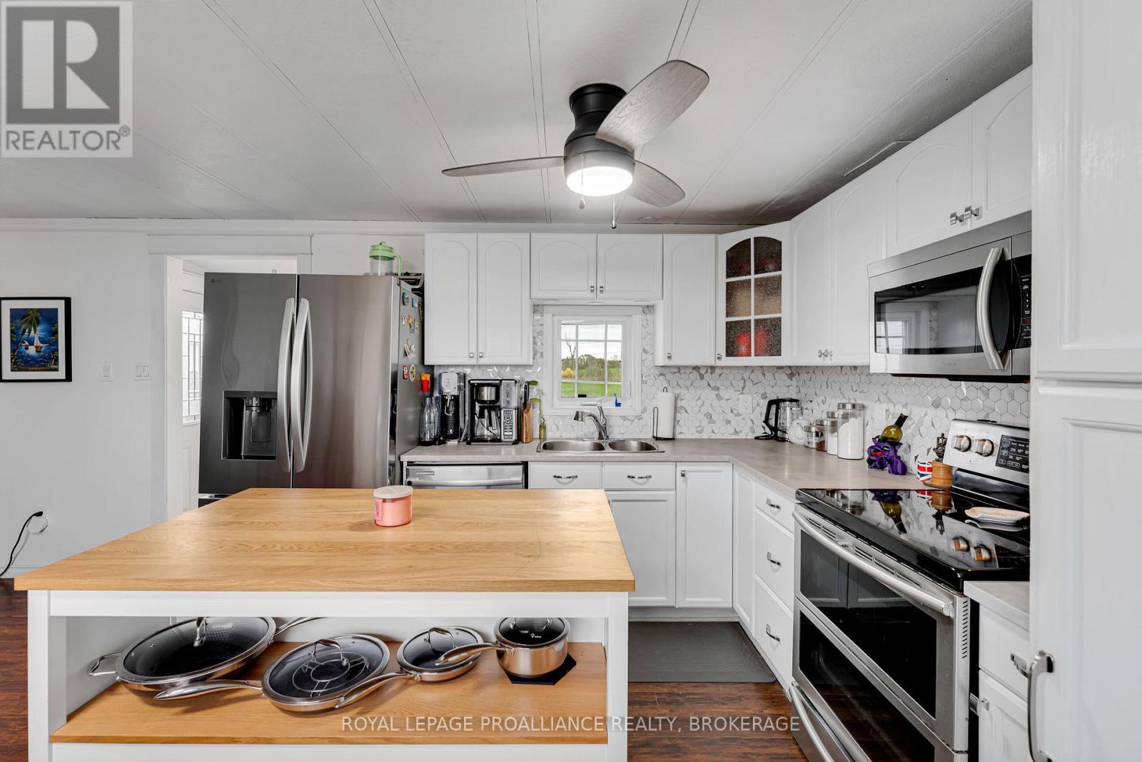 26 KAPYONG CRESCENT - Image 13
