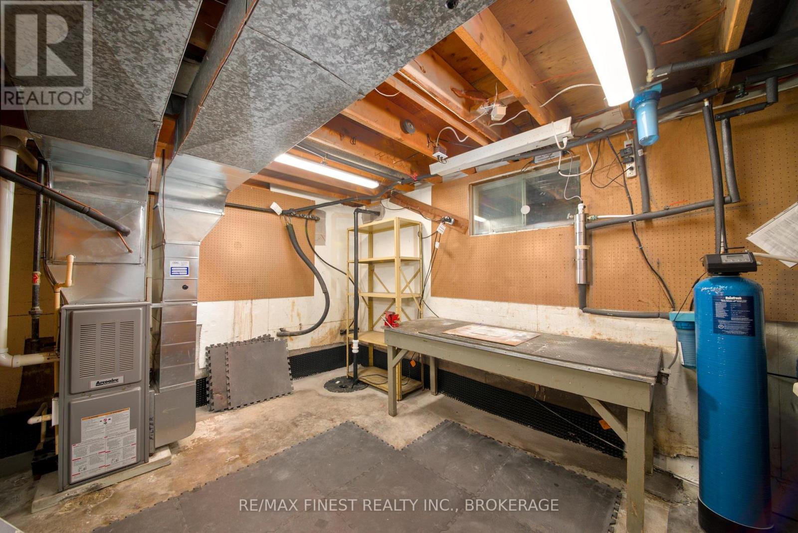301 COUNTY RD 8 - Image 27