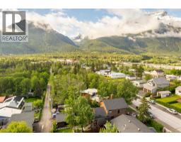 22 Fortress Mountain Way, Exshaw, AB T0L2C0 Photo 46