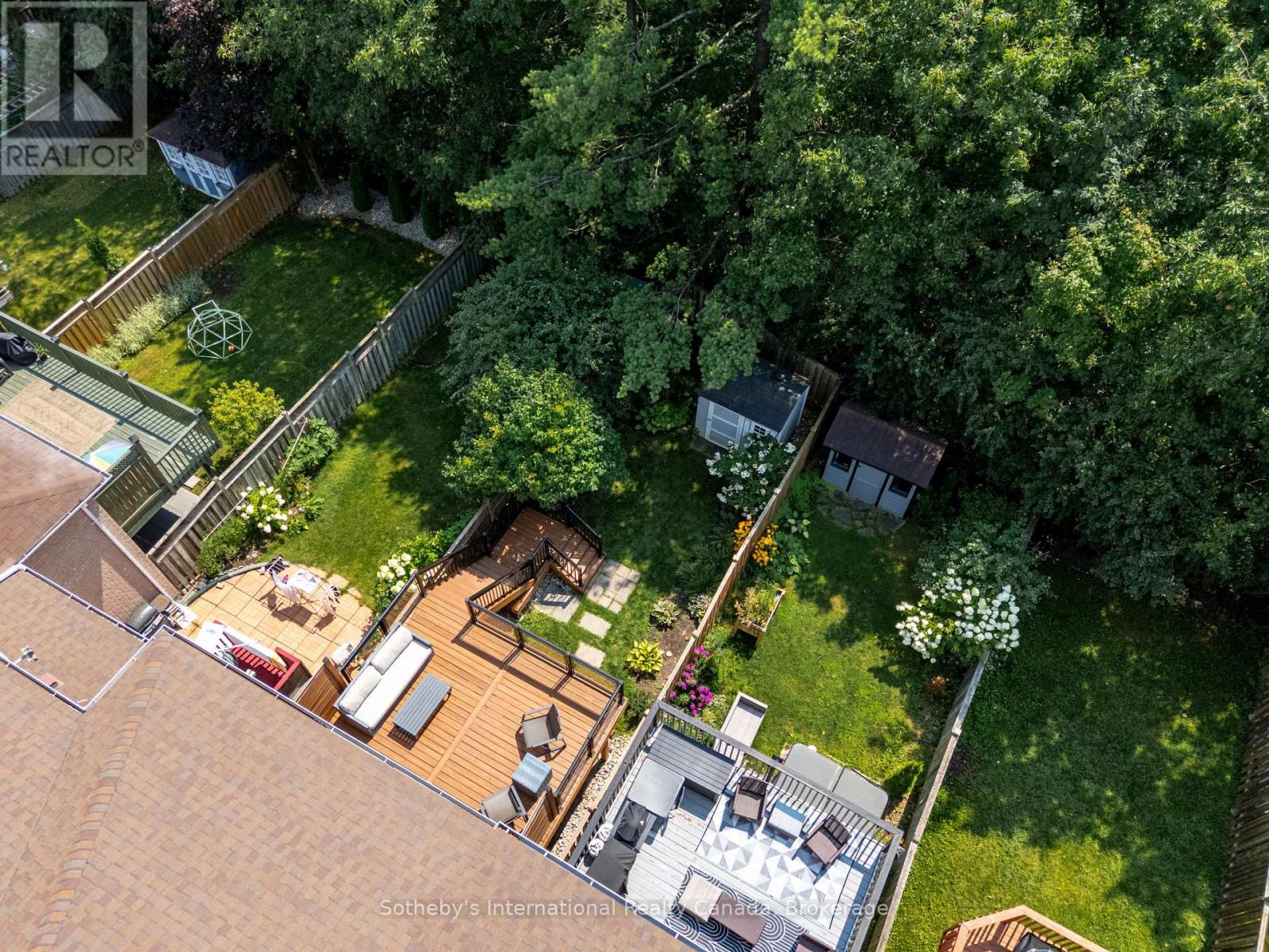339 RAVINEVIEW WAY - 2