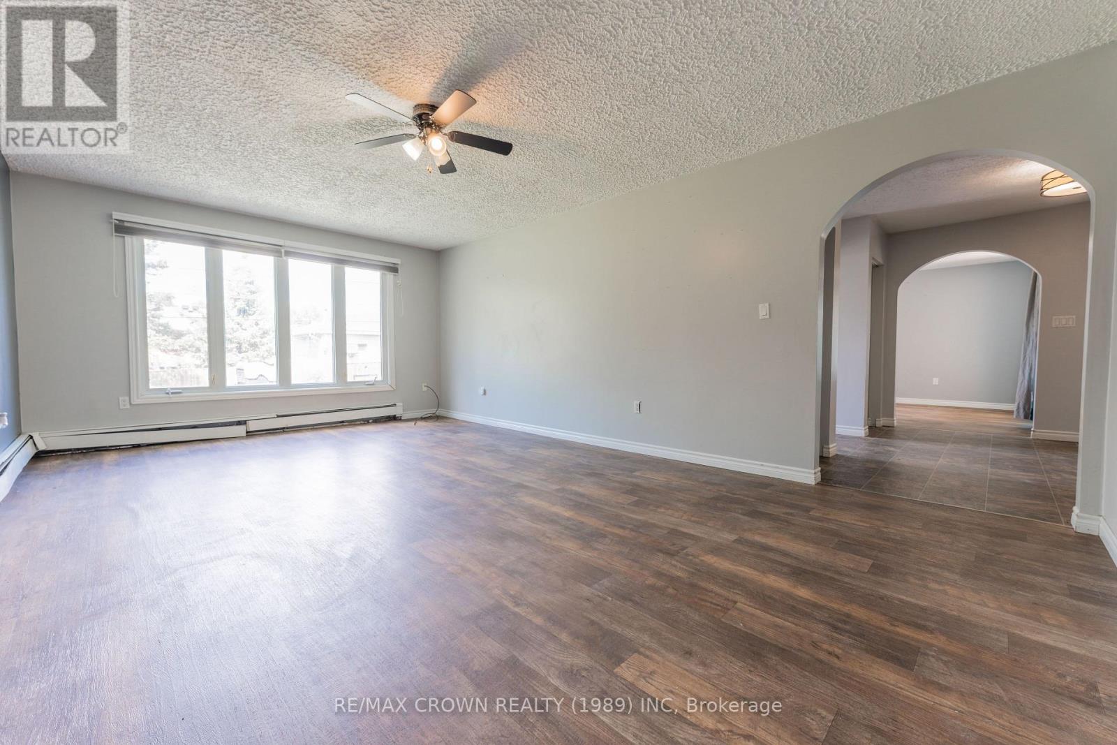 3 CLARK STREET - Image 17