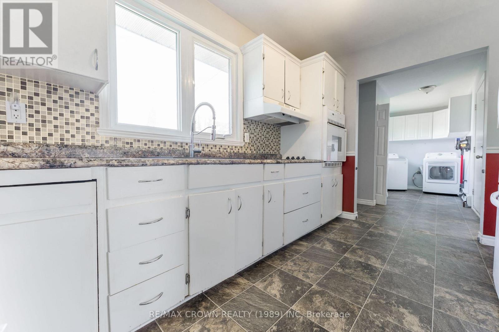 3 CLARK STREET - Image 23