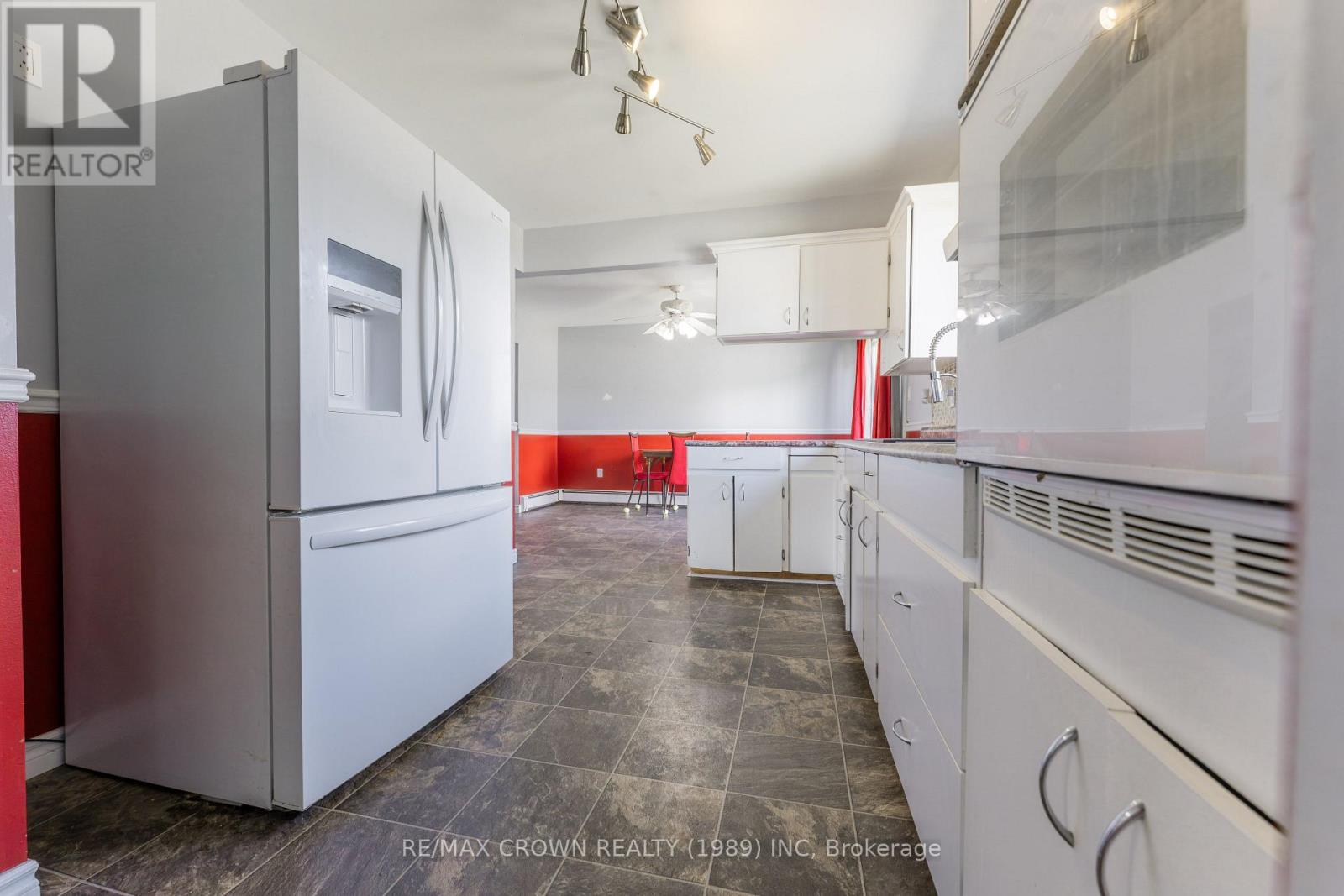 3 CLARK STREET - 24