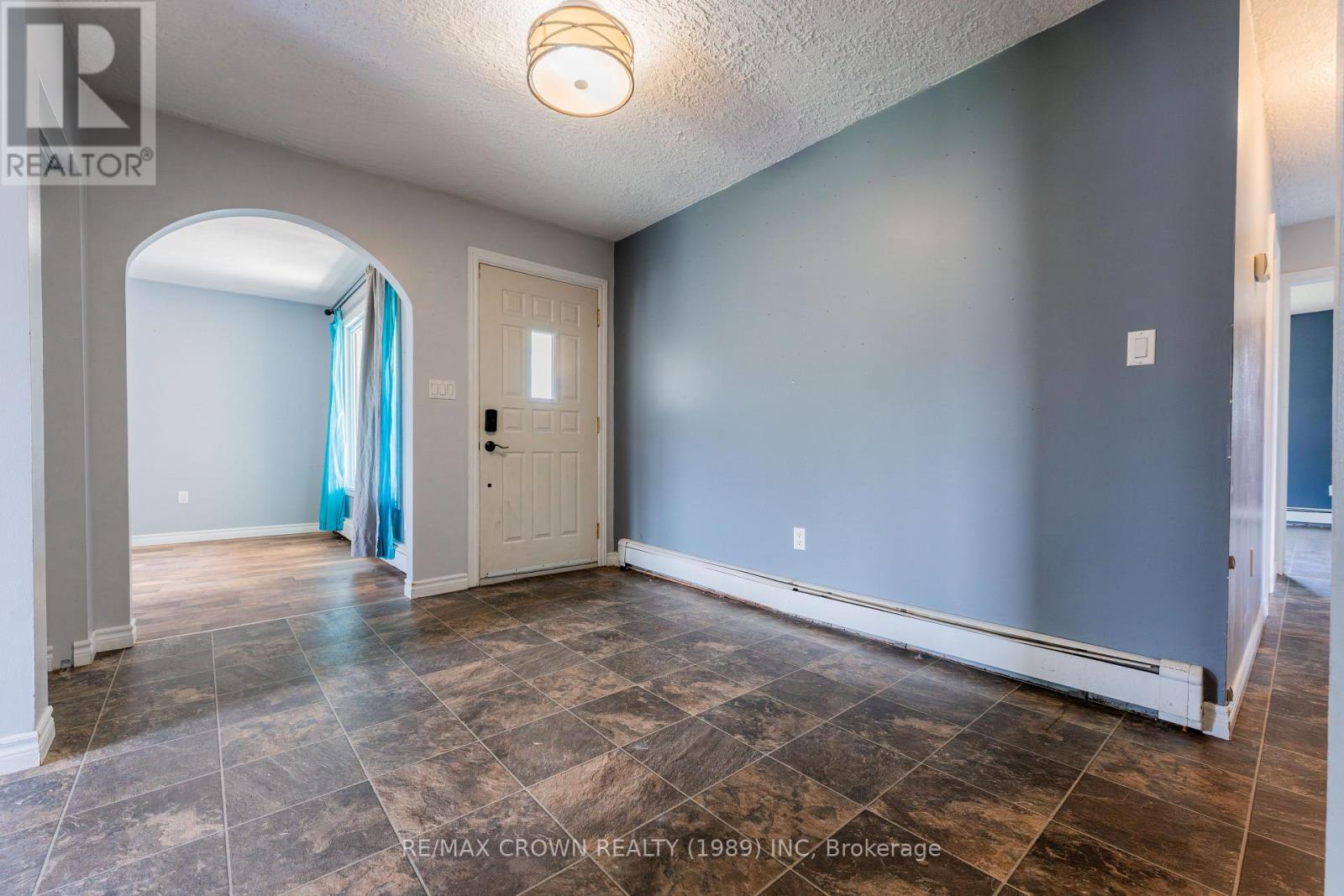 3 CLARK STREET - 6