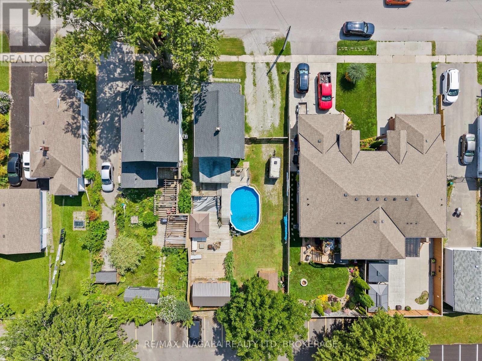 6293 BELLEVUE STREET - Image 32