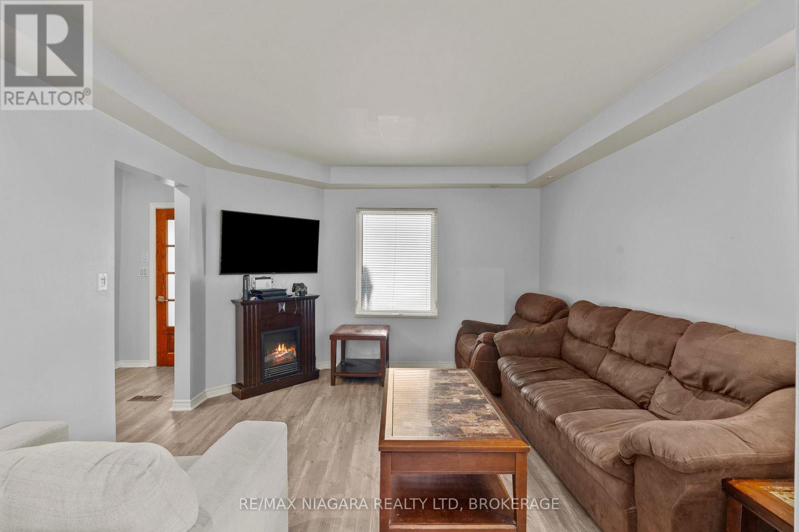 6293 BELLEVUE STREET - Image 6