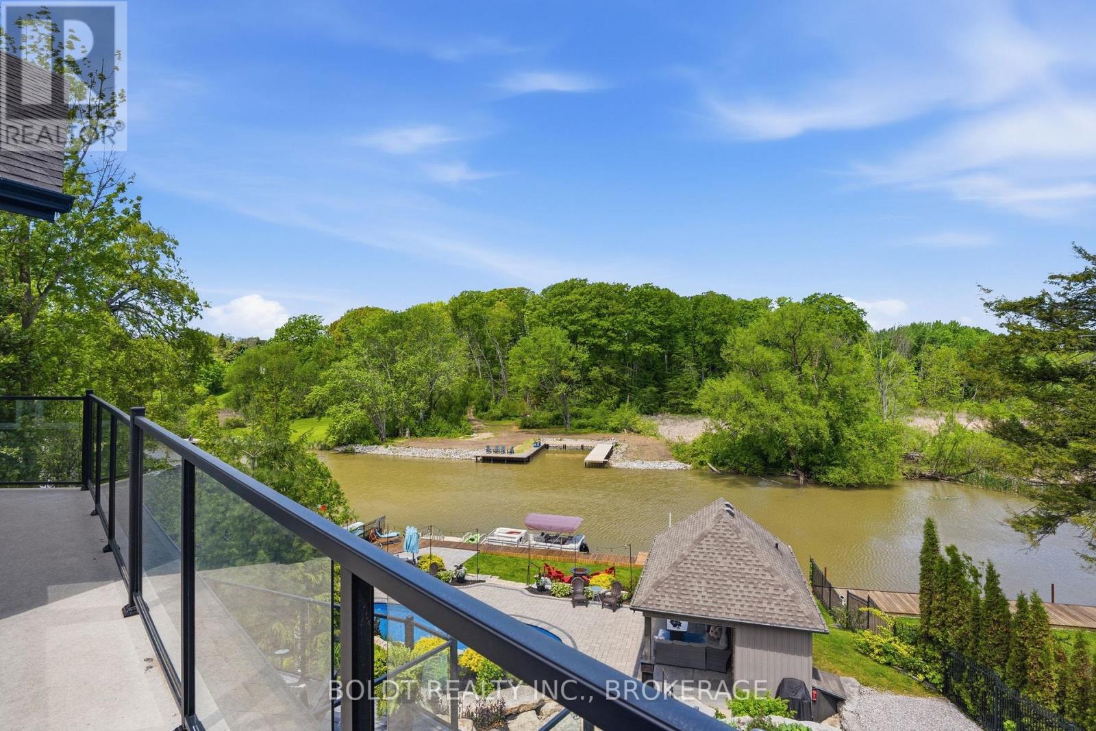 99 DONJON BOULEVARD - Image 36
