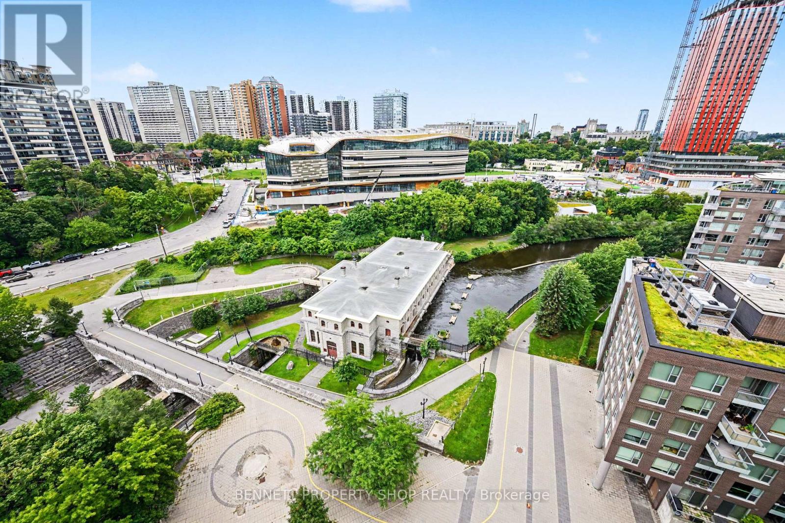 Fabulous unobstructed Penthouse views of the water