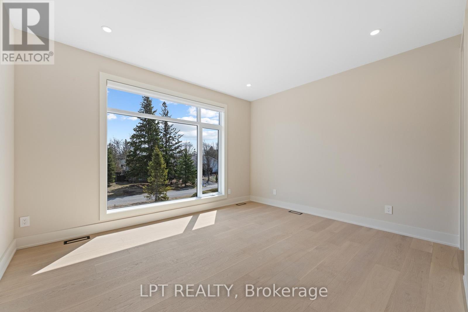 4 Bed, 4 Bath House for Rent in Ottawa – 15 BRIGGS AVENUE, Ottawa – MLS# X13688486 - Image 36