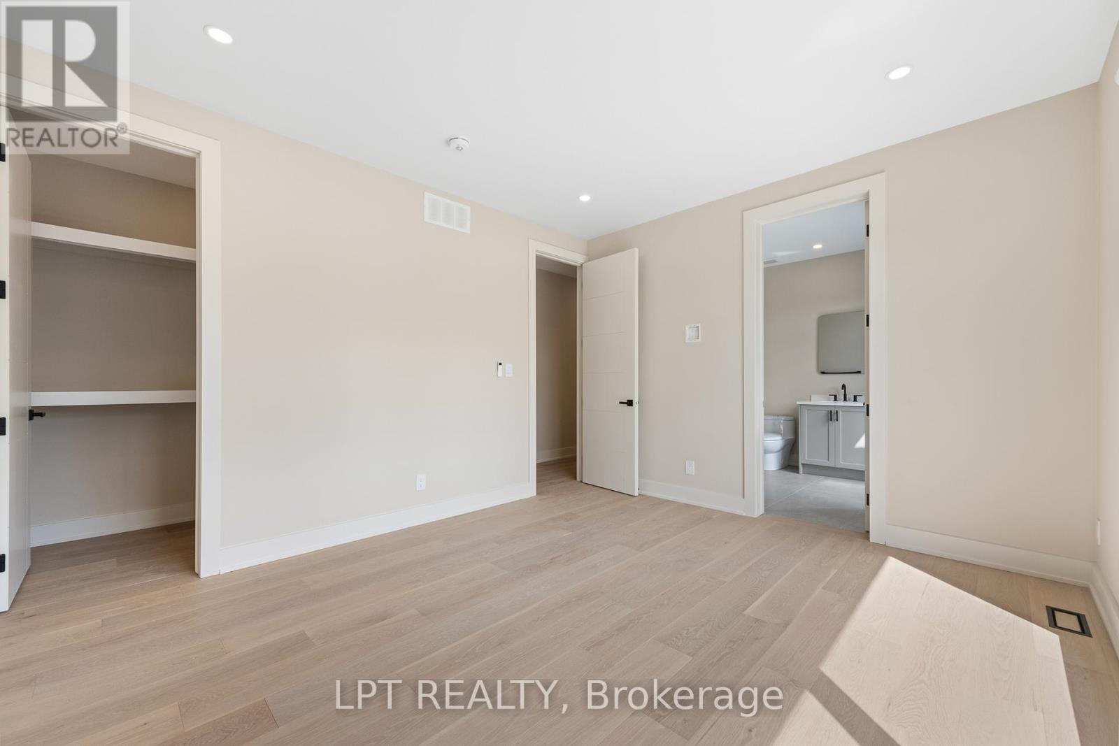 4 Bed, 4 Bath House for Rent in Ottawa – 15 BRIGGS AVENUE, Ottawa – MLS# X13688486 - Image 37