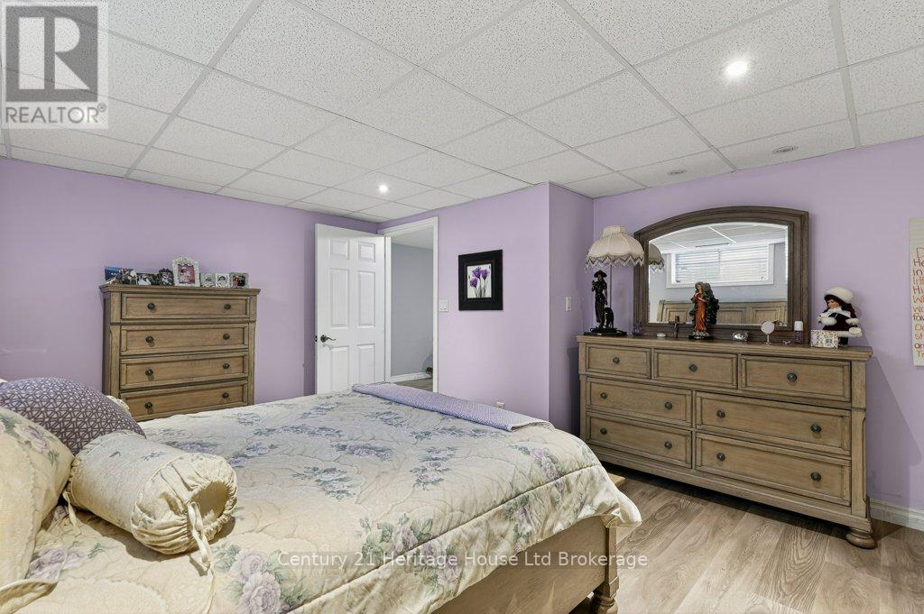 57 WENDY CALDER PLACE - Image 28