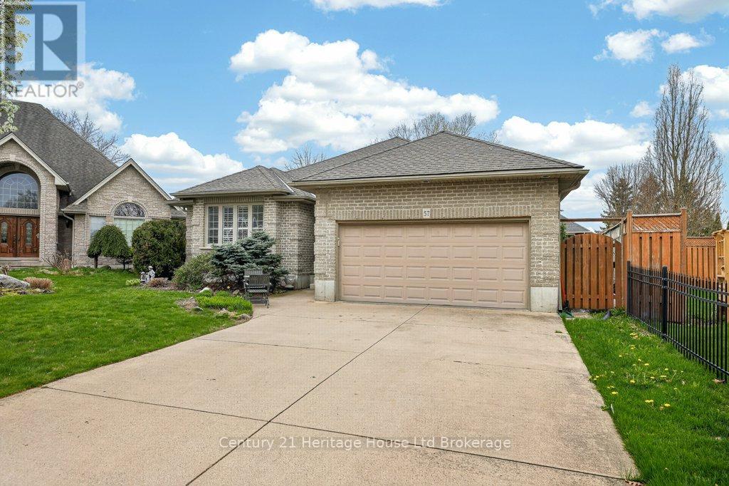 57 WENDY CALDER PLACE - Image 3