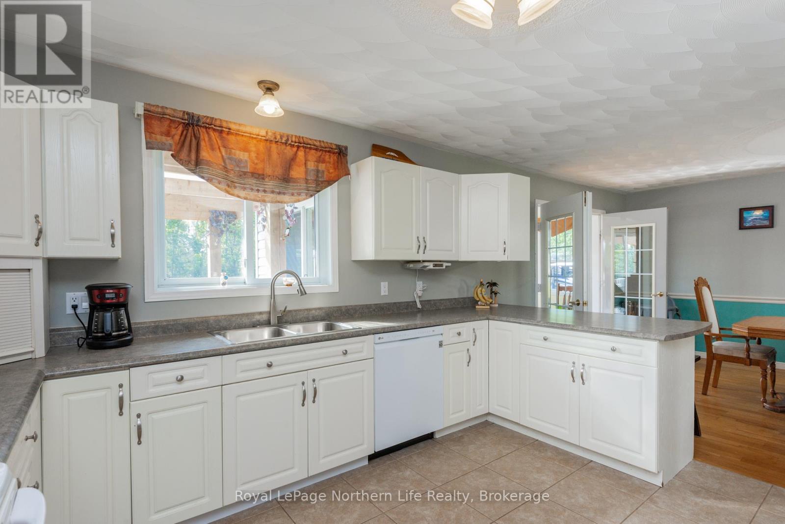 68 CHENIER ROAD - Image 14