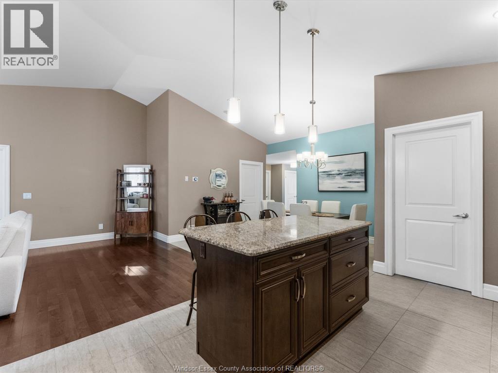500 BROWN CRESCENT - 10