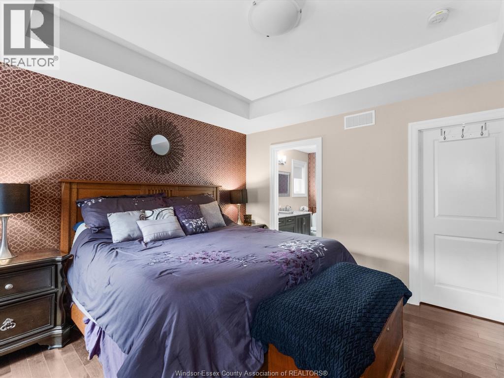 500 BROWN CRESCENT - 17