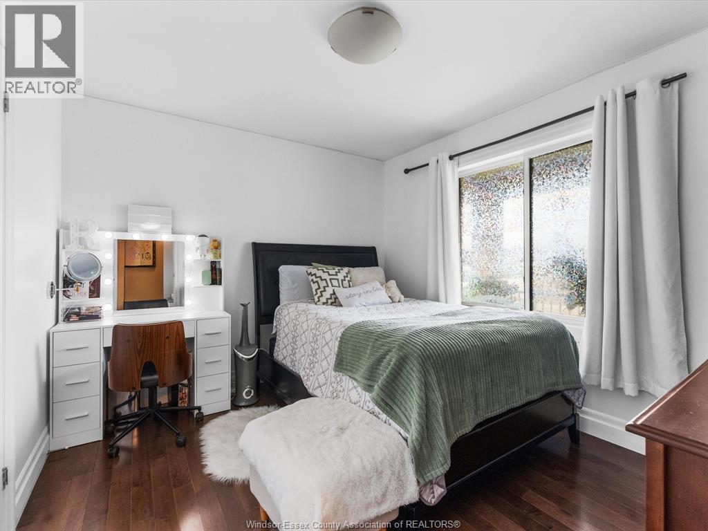 500 BROWN CRESCENT - Image 19