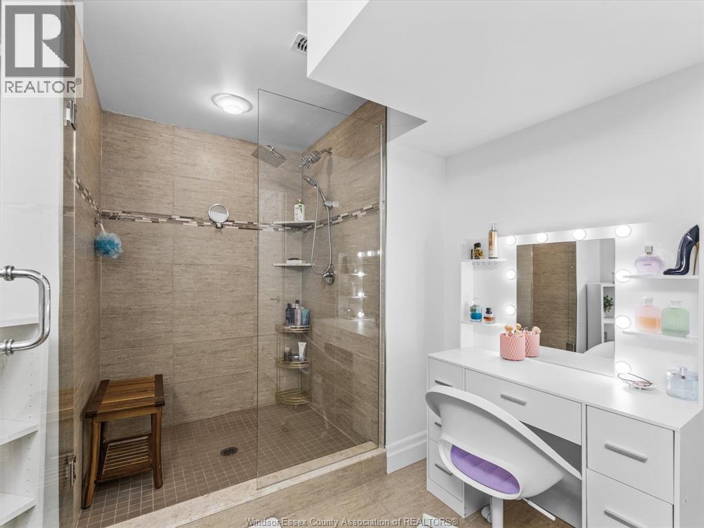 500 BROWN CRESCENT - Image 31