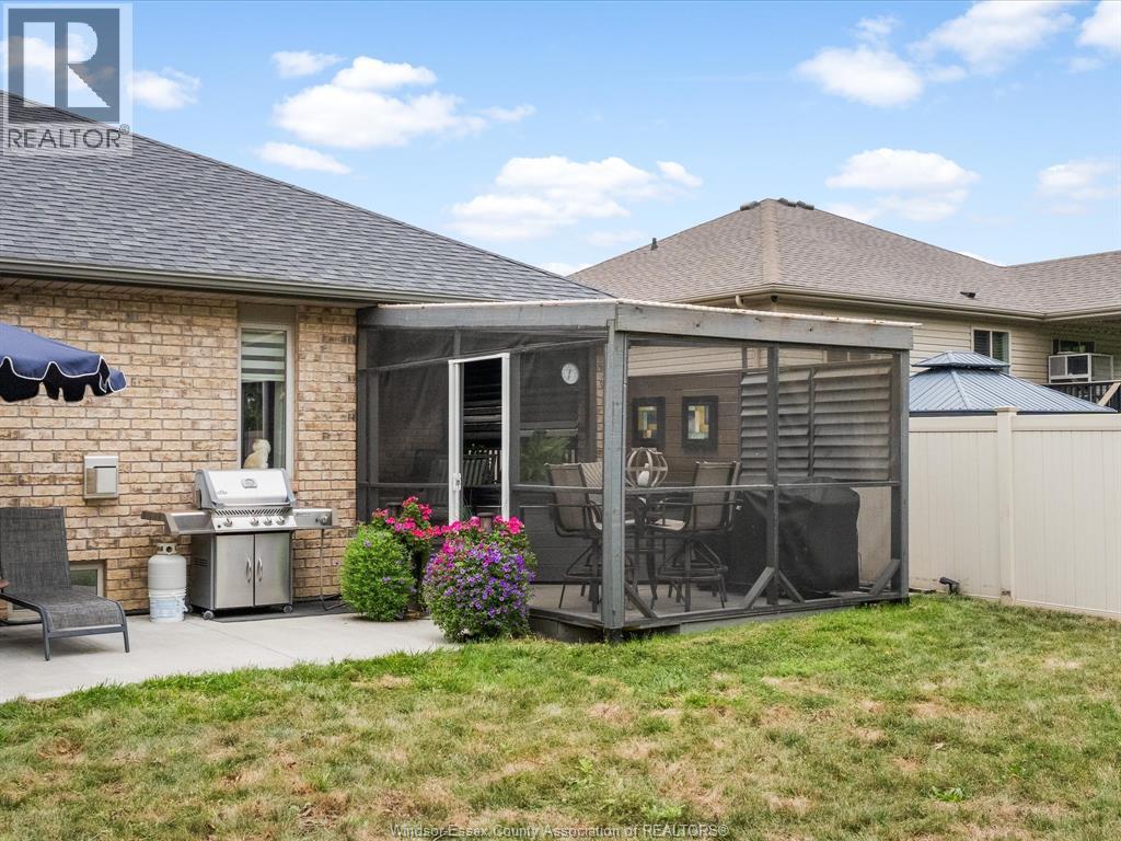 500 BROWN CRESCENT - Image 39