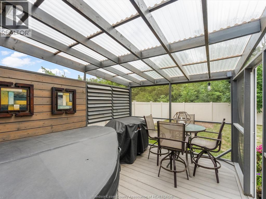 500 BROWN CRESCENT - Image 43