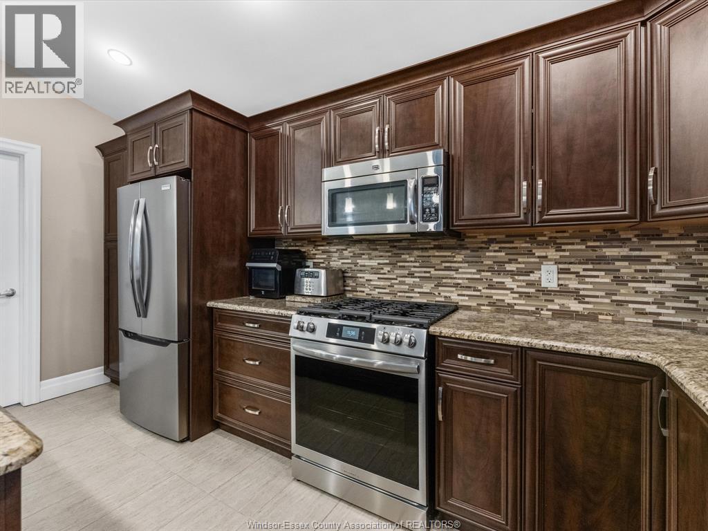 500 BROWN CRESCENT - Image 9