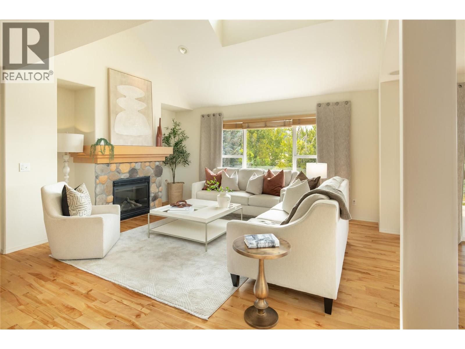 5281 SILVERADO Place - Image 4
