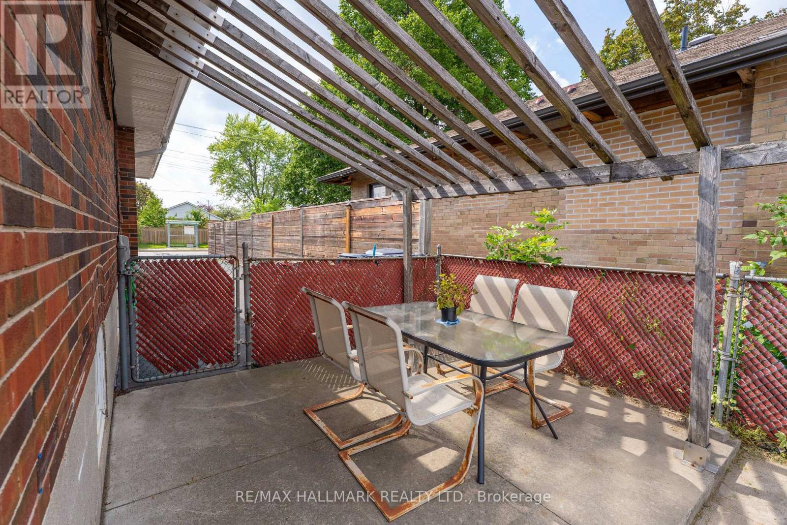 1557 PHARMACY AVENUE - Image 25