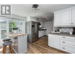 1046 Henry Street, Tay, ON L0L1P0 Photo 11
