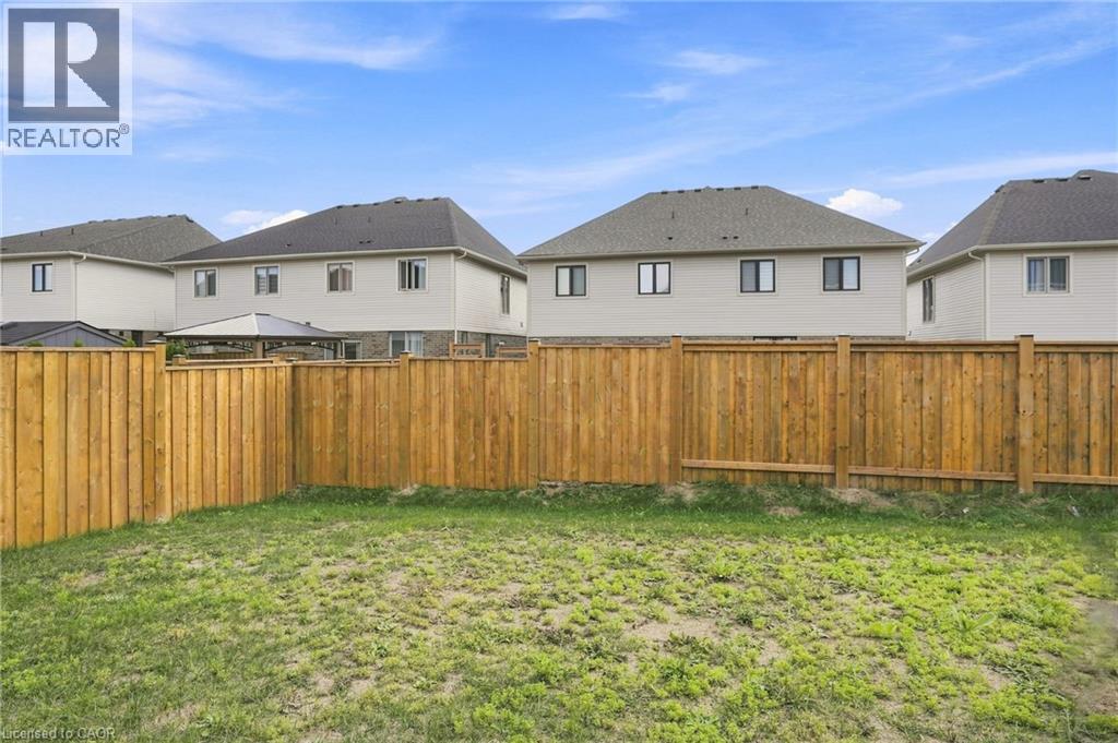 19 MIA Drive - Image 35