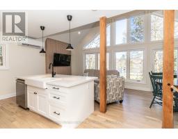 1361 Rosseau Lake 2 Road, Muskoka Lakes, ON P0B1M0 Photo 16