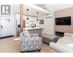 1361 Rosseau Lake 2 Road, Muskoka Lakes, ON P0B1M0 Photo 17
