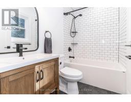 1361 Rosseau Lake 2 Road, Muskoka Lakes, ON P0B1M0 Photo 18