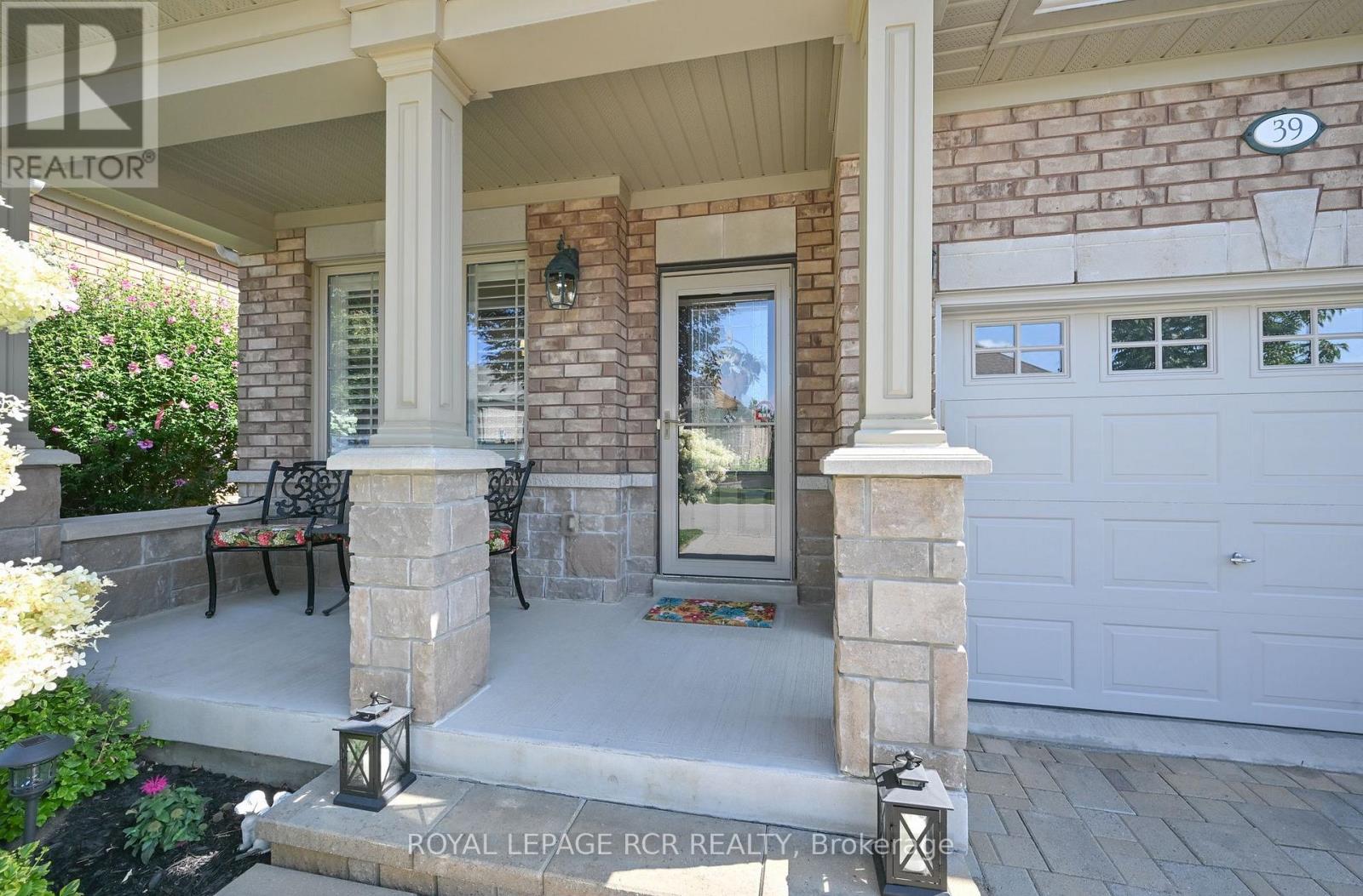 39 WESTMOUNT DRIVE - 2