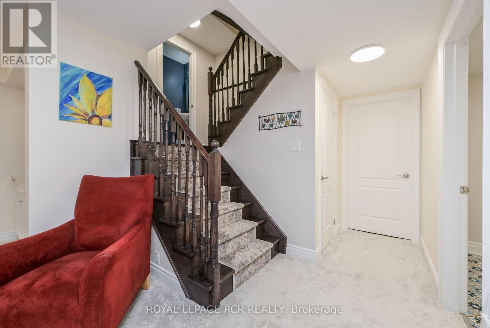 39 WESTMOUNT DRIVE - 22