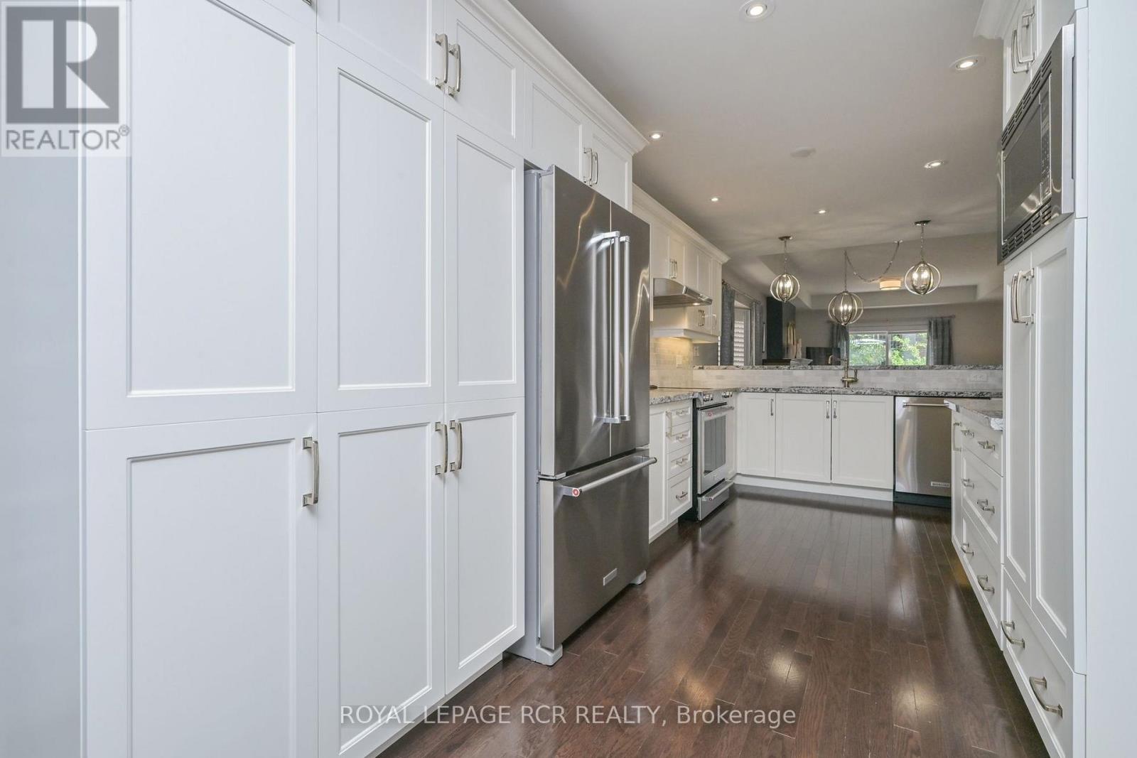 39 WESTMOUNT DRIVE - 7