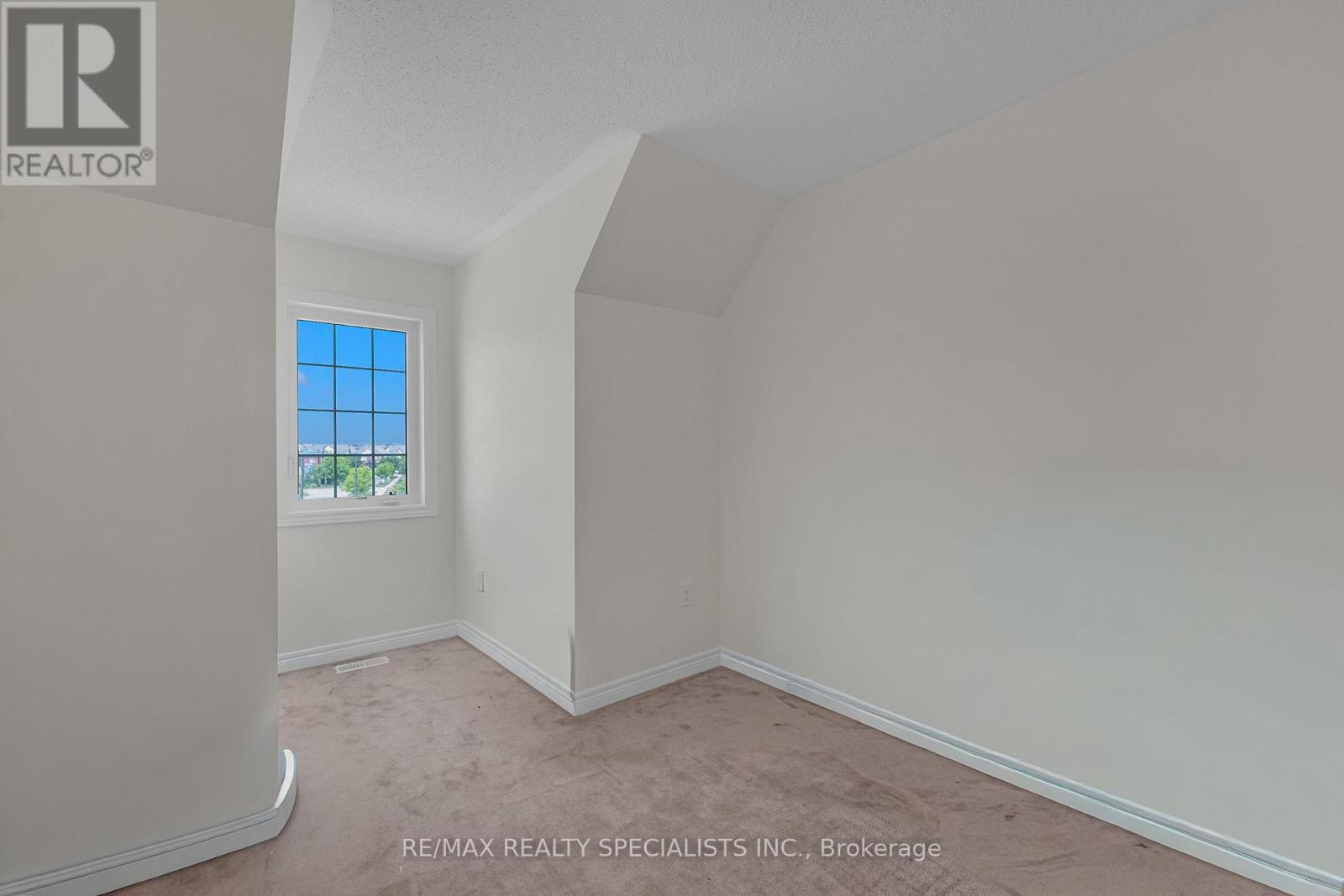 177 EAST'S CORNERS BOULEVARD - 32