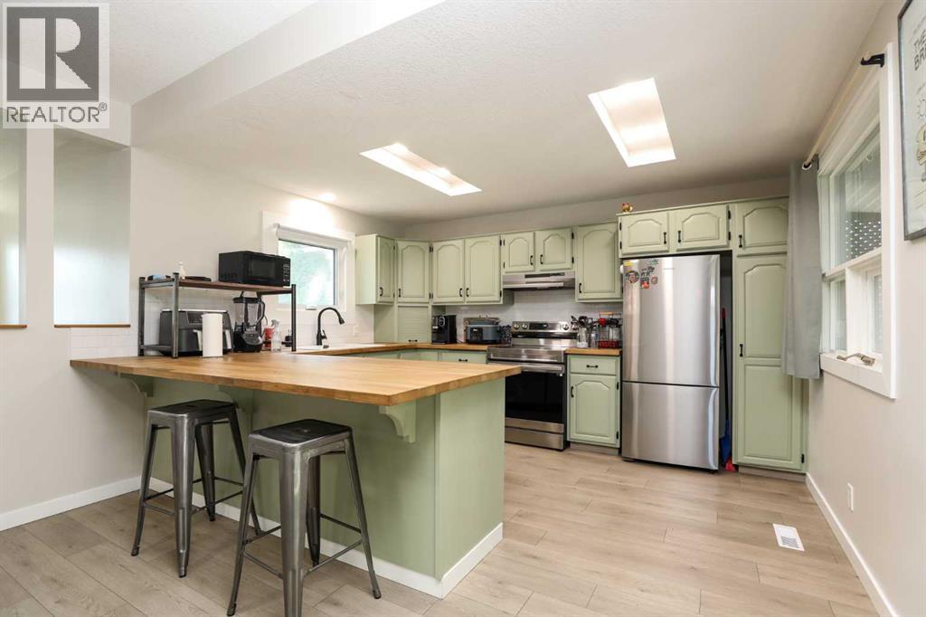 732 12B Street N - Image 6