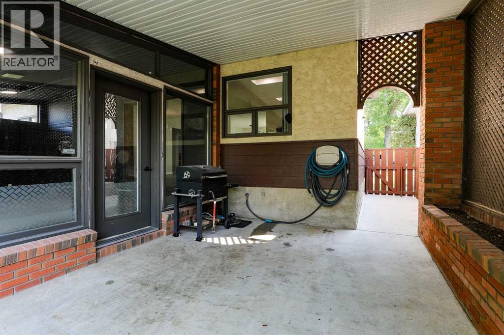 732 12B Street N - Image 23