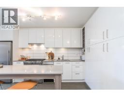 307 231 E Pender Street, Vancouver, BC V6A0G3 Photo 10