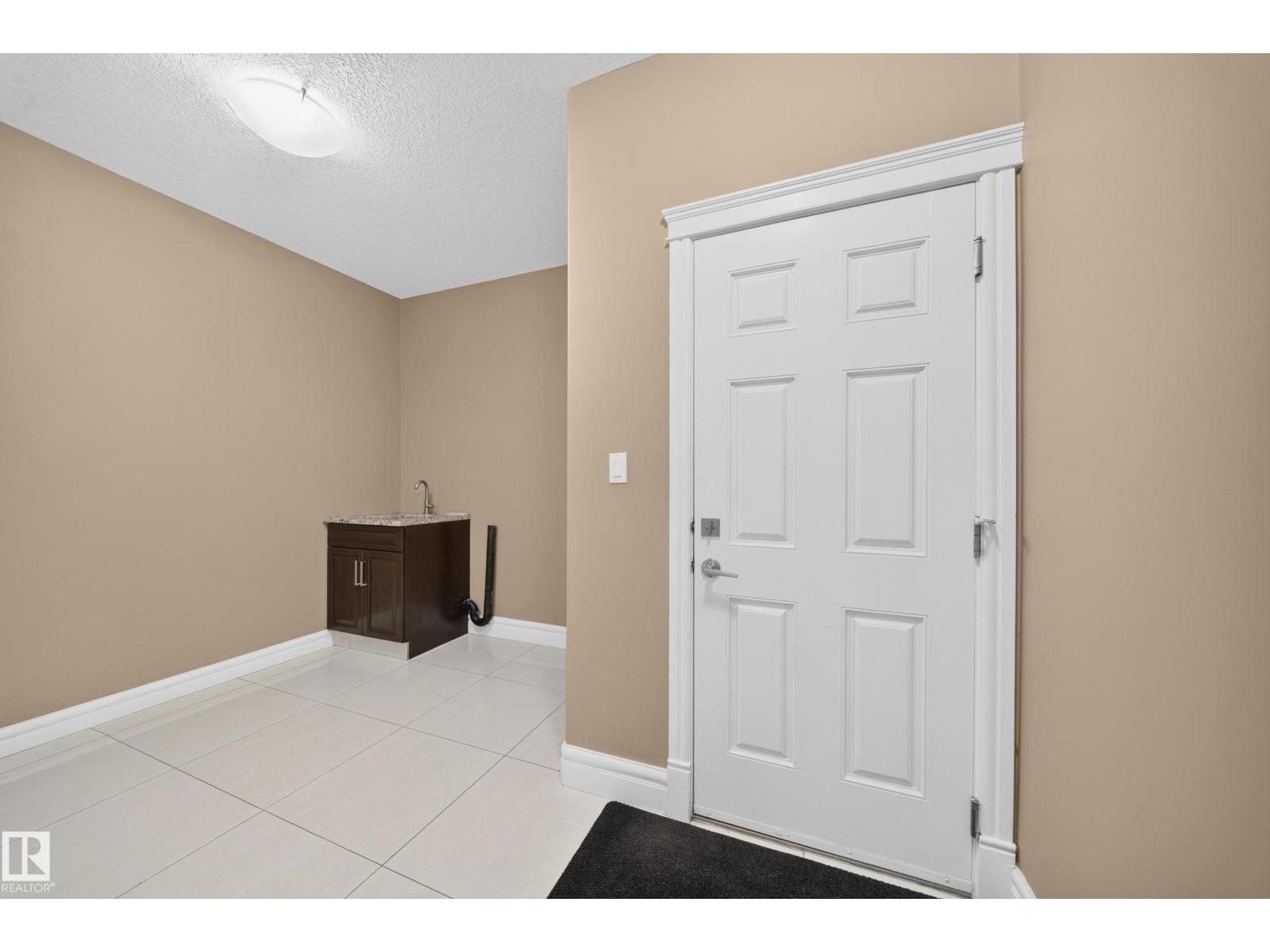 7103 168 AV NW - 25
